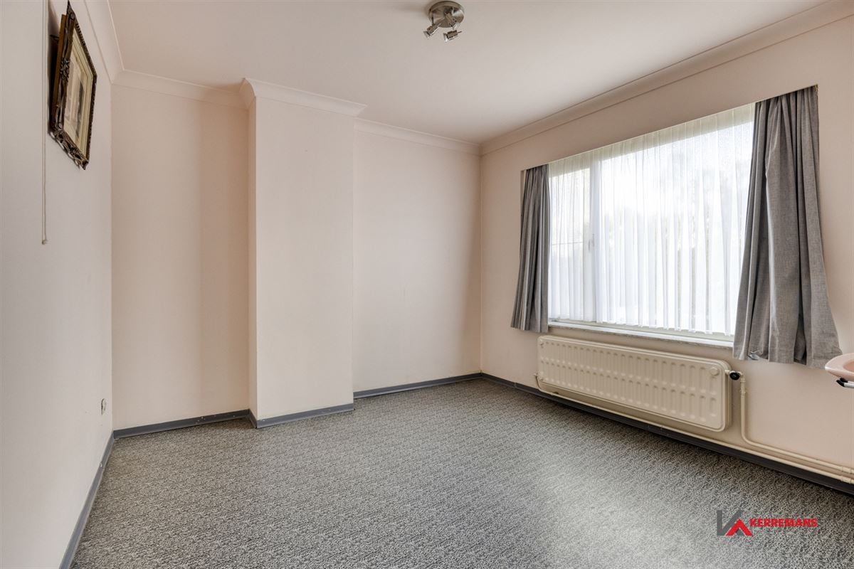 Ruime Woning met 3 slaapkamers, tuin en garage.