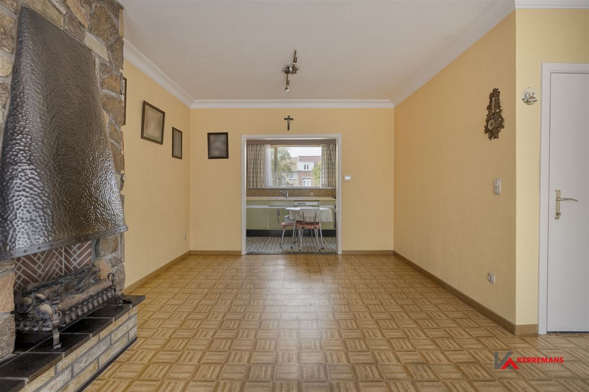 Ruime Woning met 3 slaapkamers, tuin en garage.