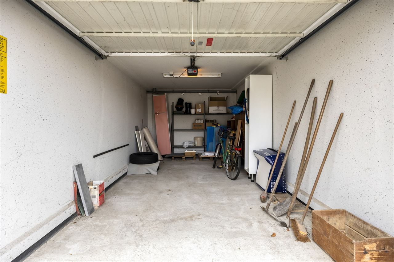 Instapklaar appartement met 3 slaapkamers, terras en garage