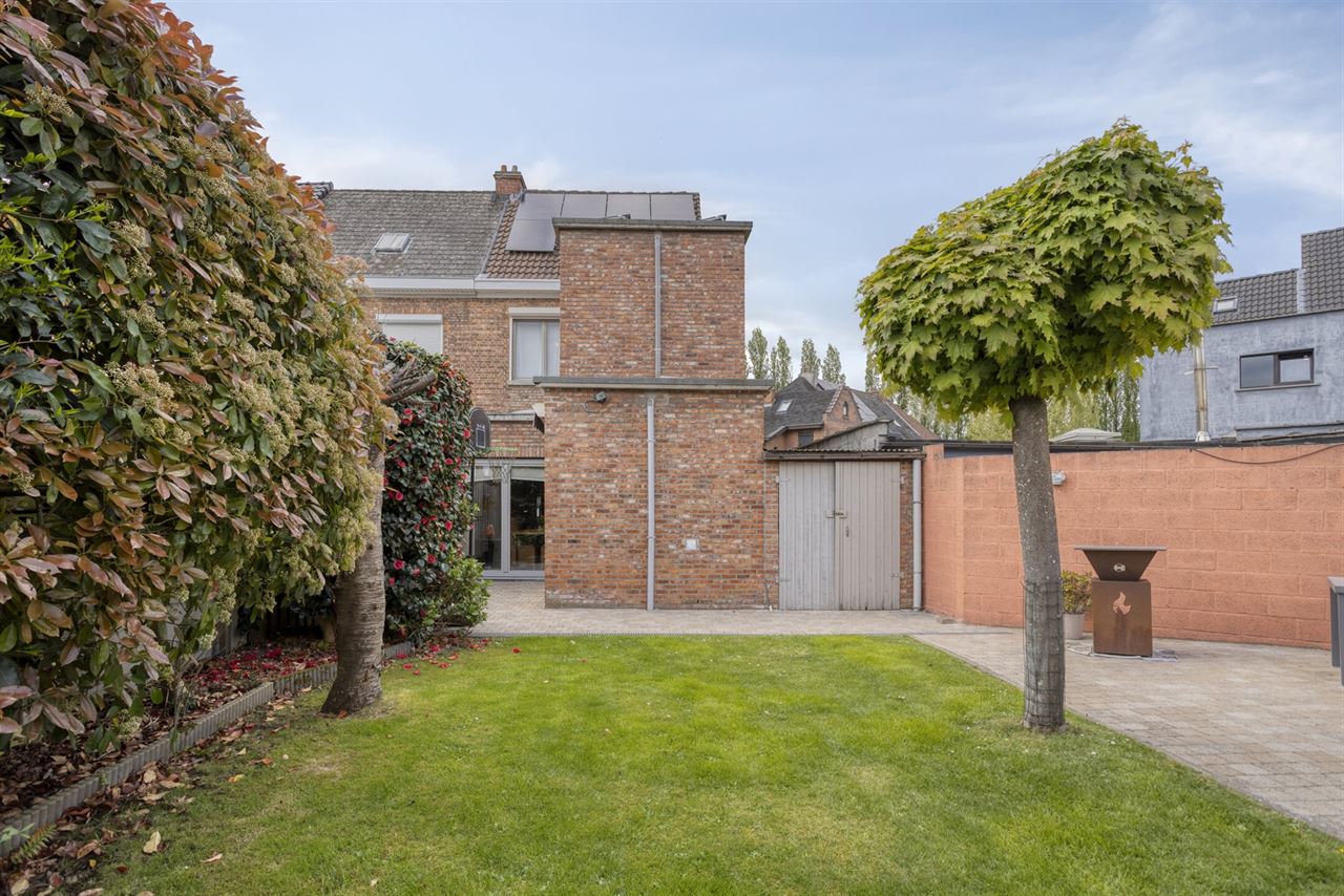 Instapklare woning met 3 slaapkamers, tuin en parkeerplaats