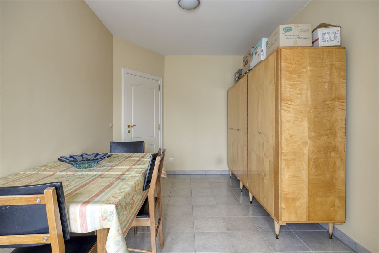 Instapklaar appartement met 3 slaapkamers, terras en garage