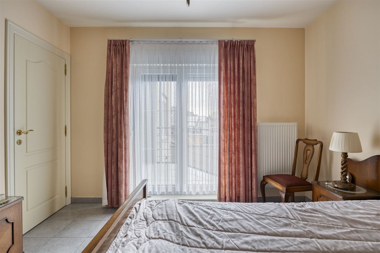 Instapklaar appartement met 3 slaapkamers, terras en garage