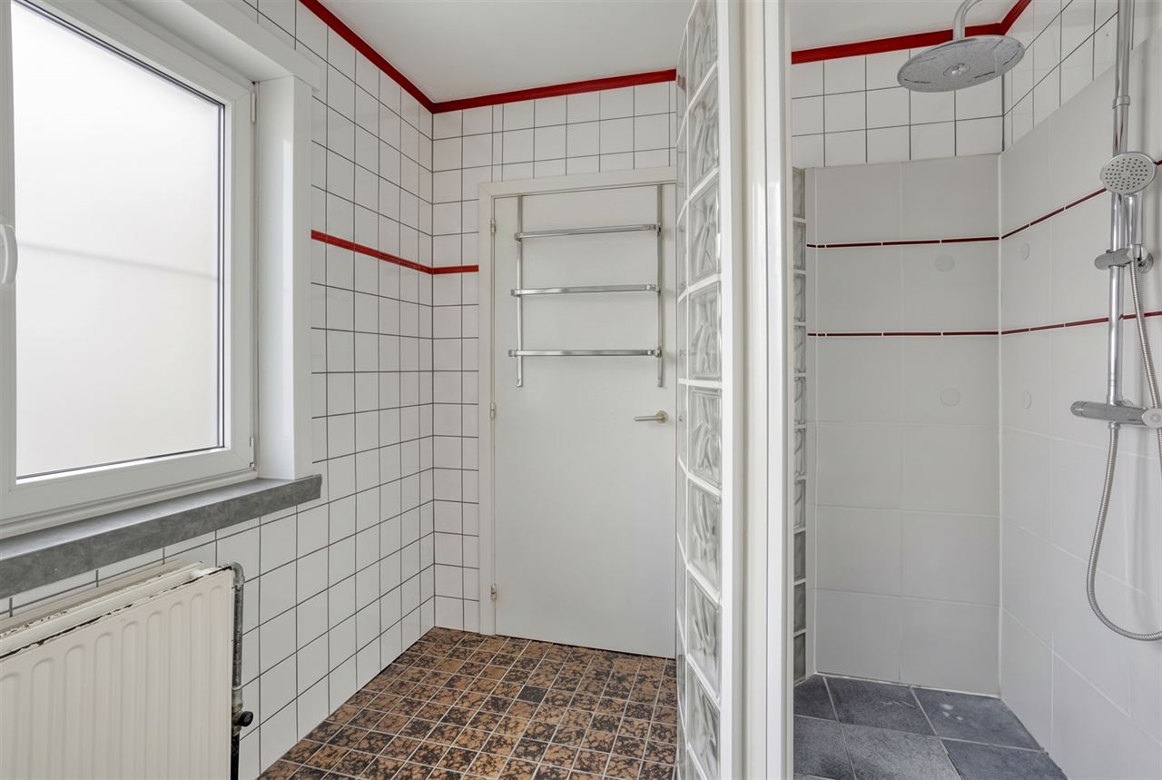 Instapklare woning met 3 slaapkamers, tuin en parkeerplaats