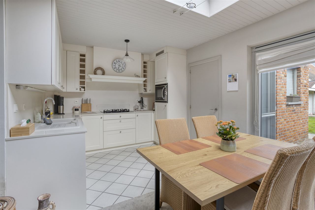 Instapklare woning met 3 slaapkamers, tuin en parkeerplaats