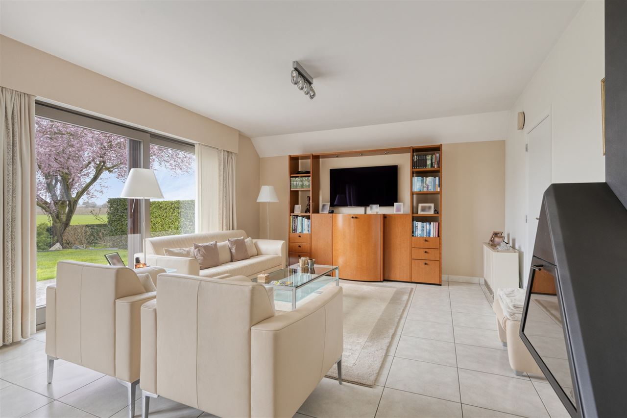 Instapklare woning met 3 slaapkamers en tuin.