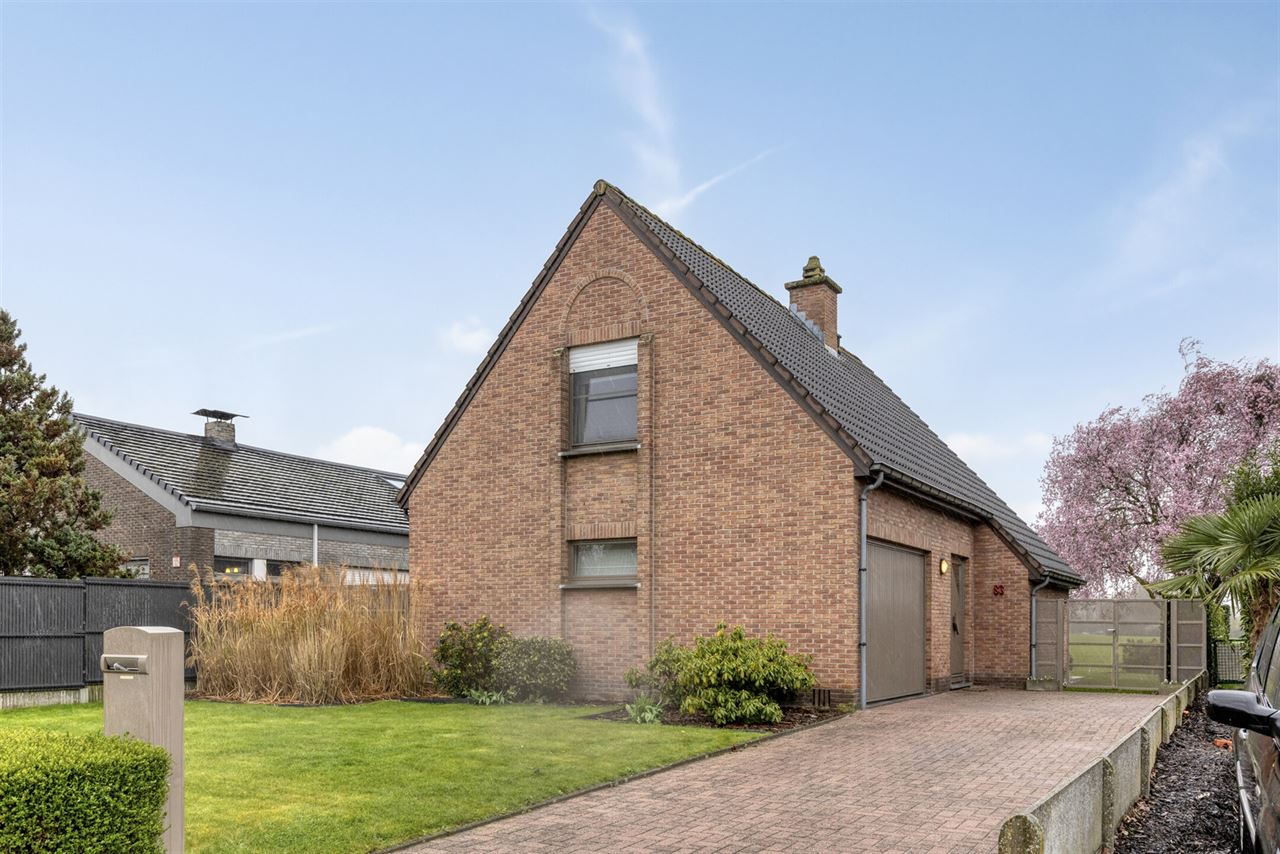 Instapklare woning met 3 slaapkamers en tuin.