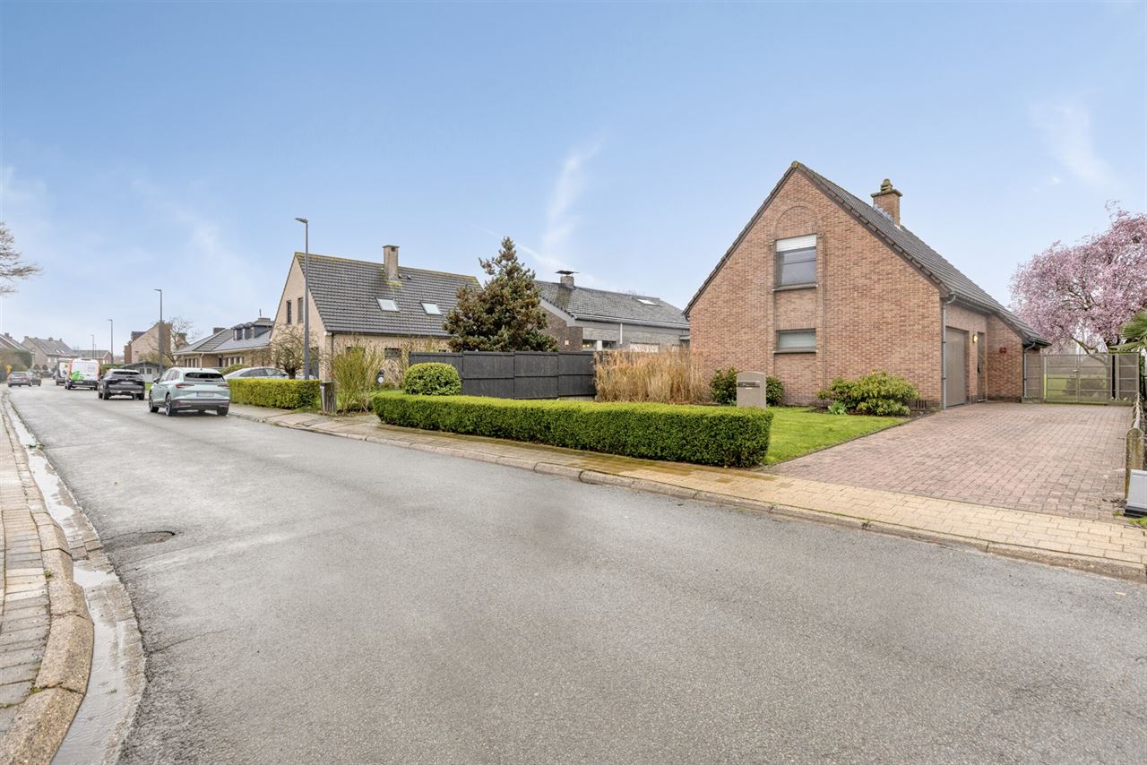Instapklare woning met 3 slaapkamers en tuin.