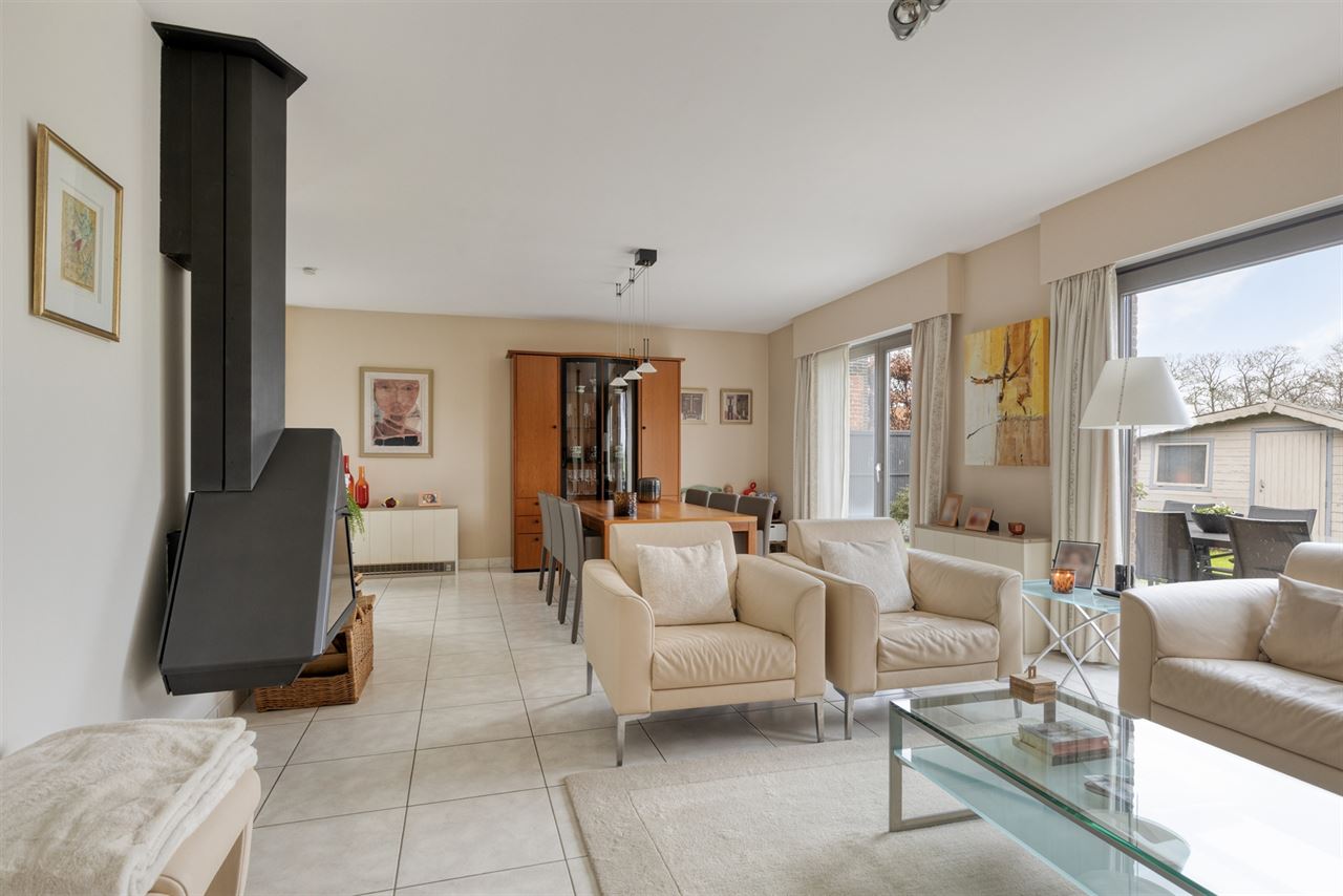 Instapklare woning met 3 slaapkamers en tuin.