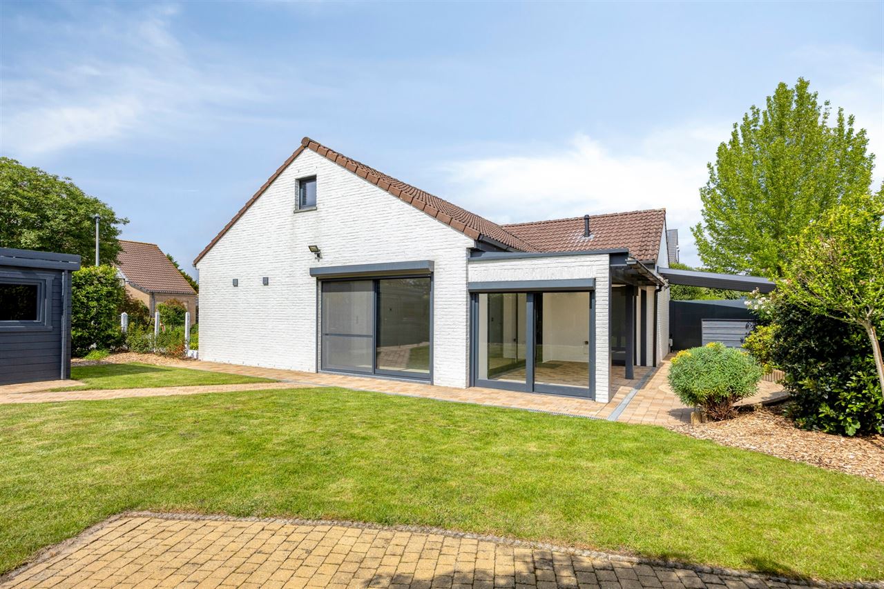 Instapklare laagbouwwoning met 3 slaapkamers en garage
