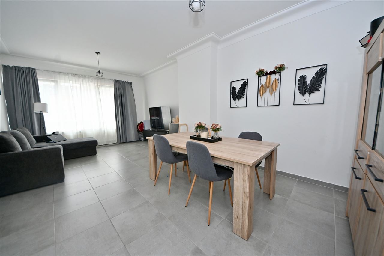 Appartement met 2 slaapkamers en terras