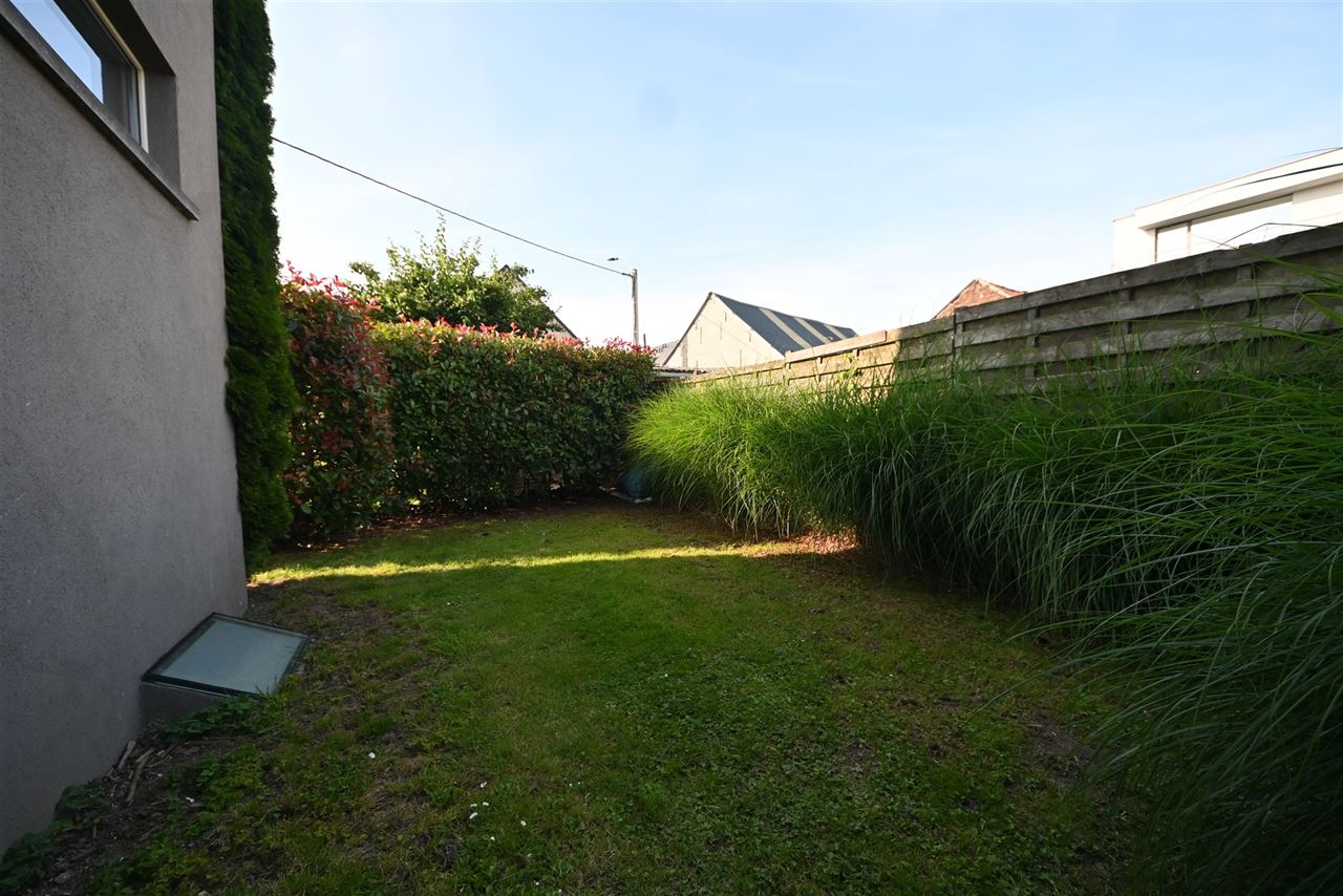 Gerenoveerd duplex appartement met 3 slaapkamers