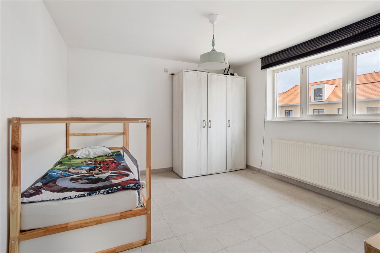 Instapklare woning met 3 slaapkamers en garage.