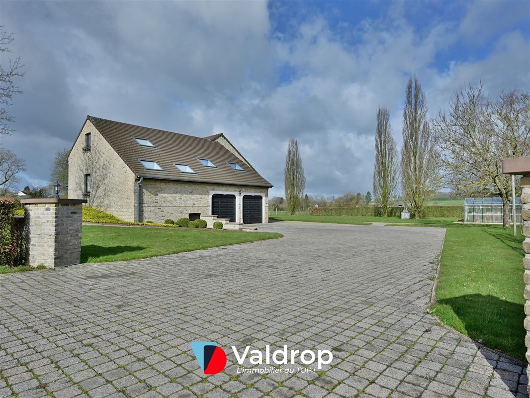 VILLA D’EXCEPTION - 6CH / 63 ares -Sibret