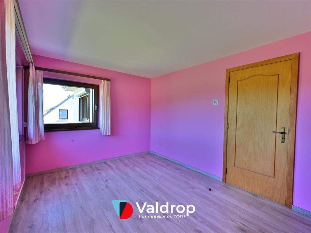 Maison 3 façades / 4 ch / 2 sdb / 8,7 ares - ValDrop Immo