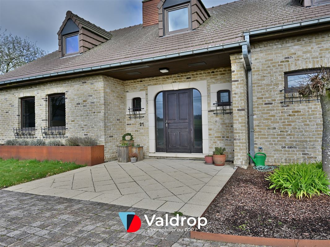 VILLA D’EXCEPTION - 6CH / 63 ares -Sibret