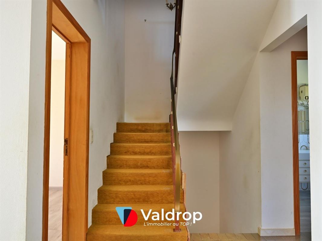 Maison 3 façades / 4 ch / 2 sdb / 8,7 ares - ValDrop Immo