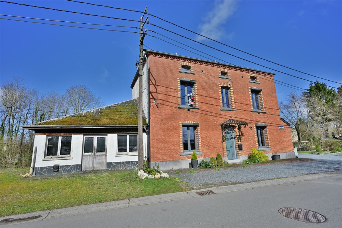 Maison 4 façades + terrain à bâtir - 16 ares de terrain