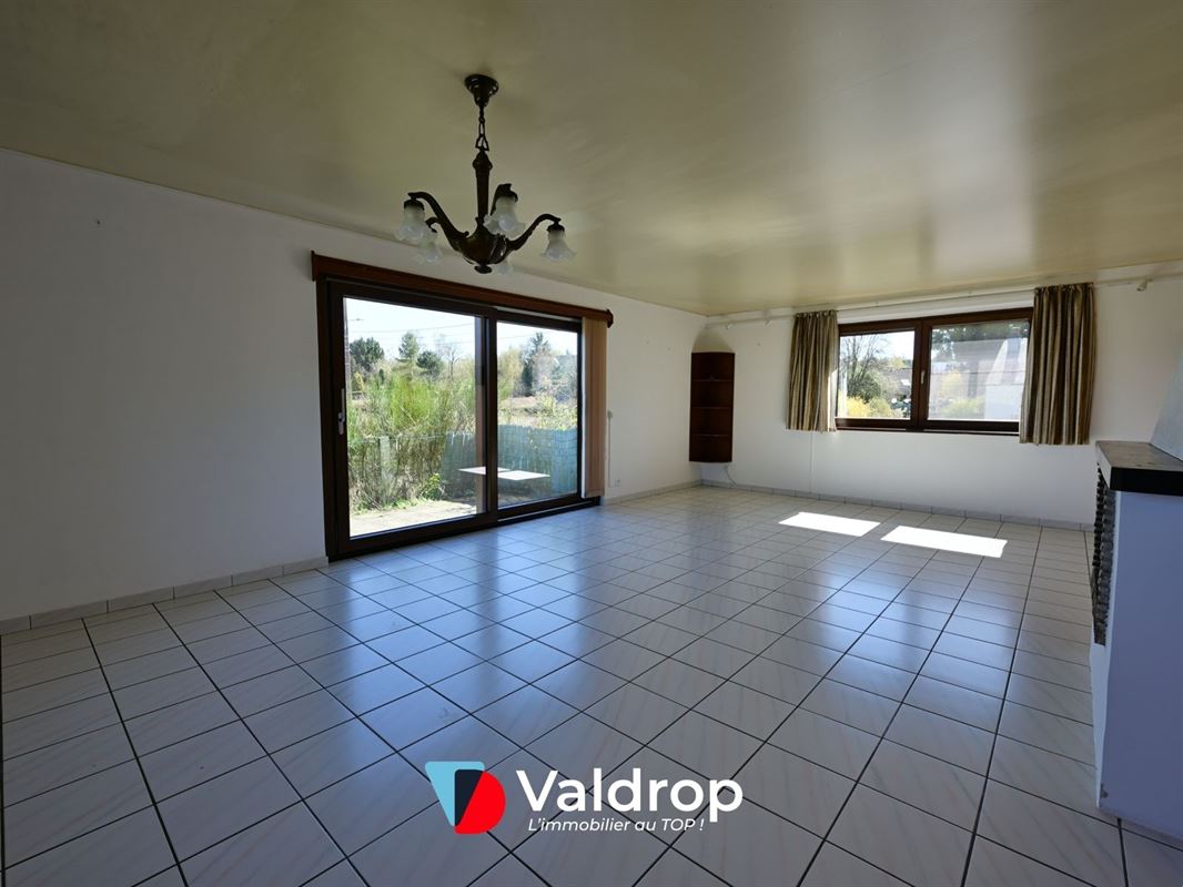 Maison 3 façades / 4 ch / 2 sdb / 8,7 ares - ValDrop Immo