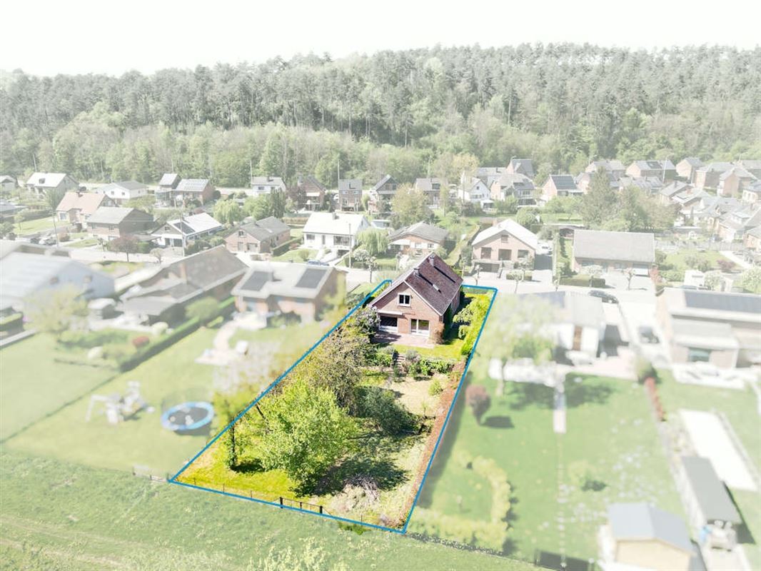 Spacieuse et lumineuse villa de 334m² en bon état sur Maison