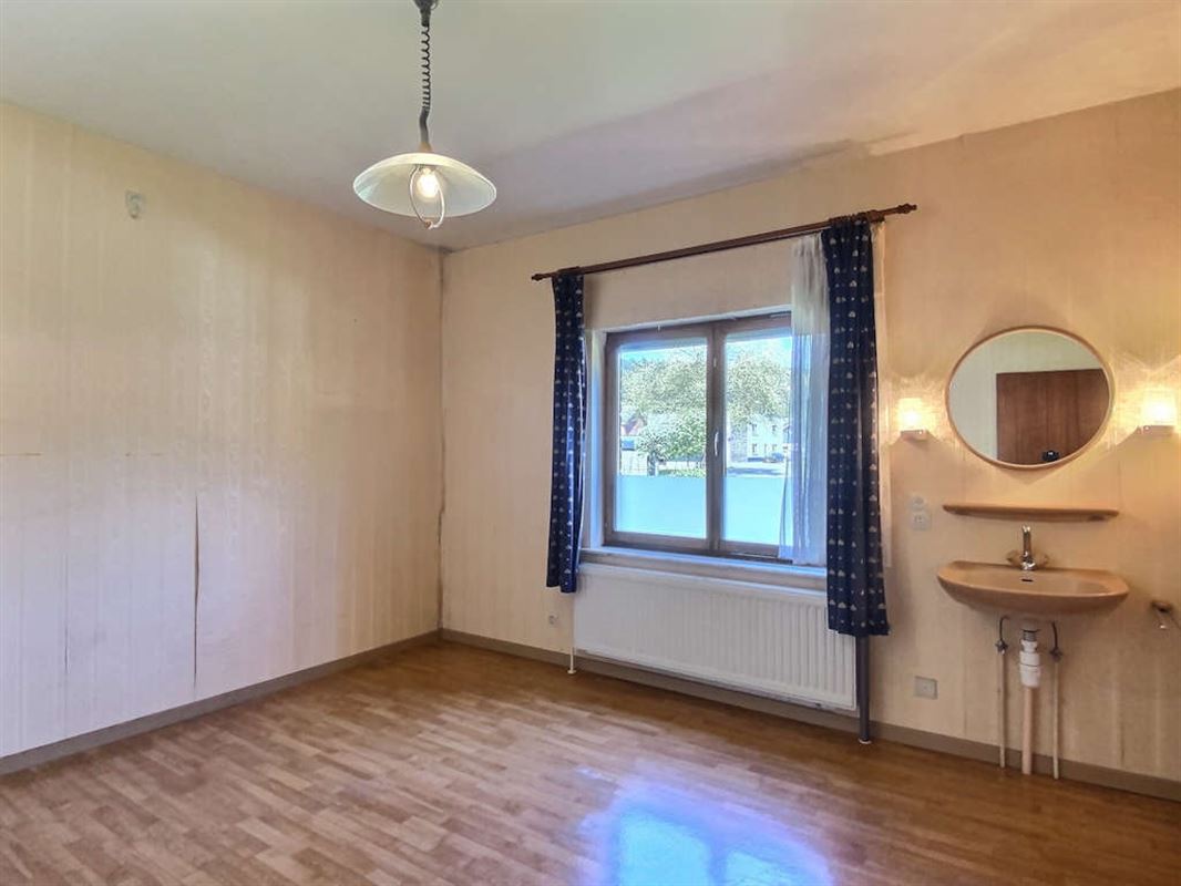 Spacieuse et lumineuse villa de 334m² en bon état sur Maison