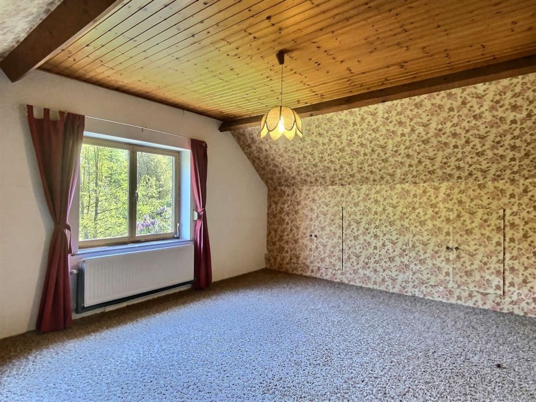 Spacieuse et lumineuse villa de 334m² en bon état sur Maison