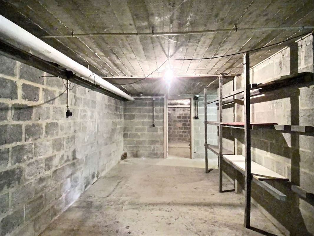 Spacieuse et lumineuse villa de 334m² en bon état sur Maison