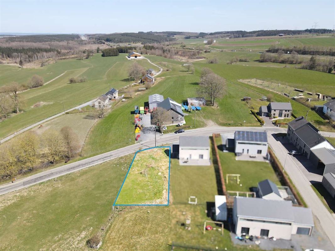 À 14 minutes du Grand-Duché du Luxembourg, parcelle à bâtir de 562 m2, avec permis