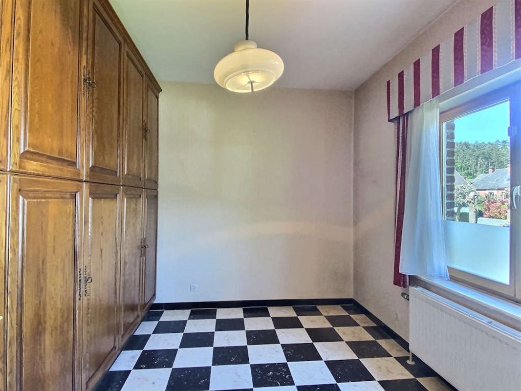 Spacieuse et lumineuse villa de 334m² en bon état sur Maison