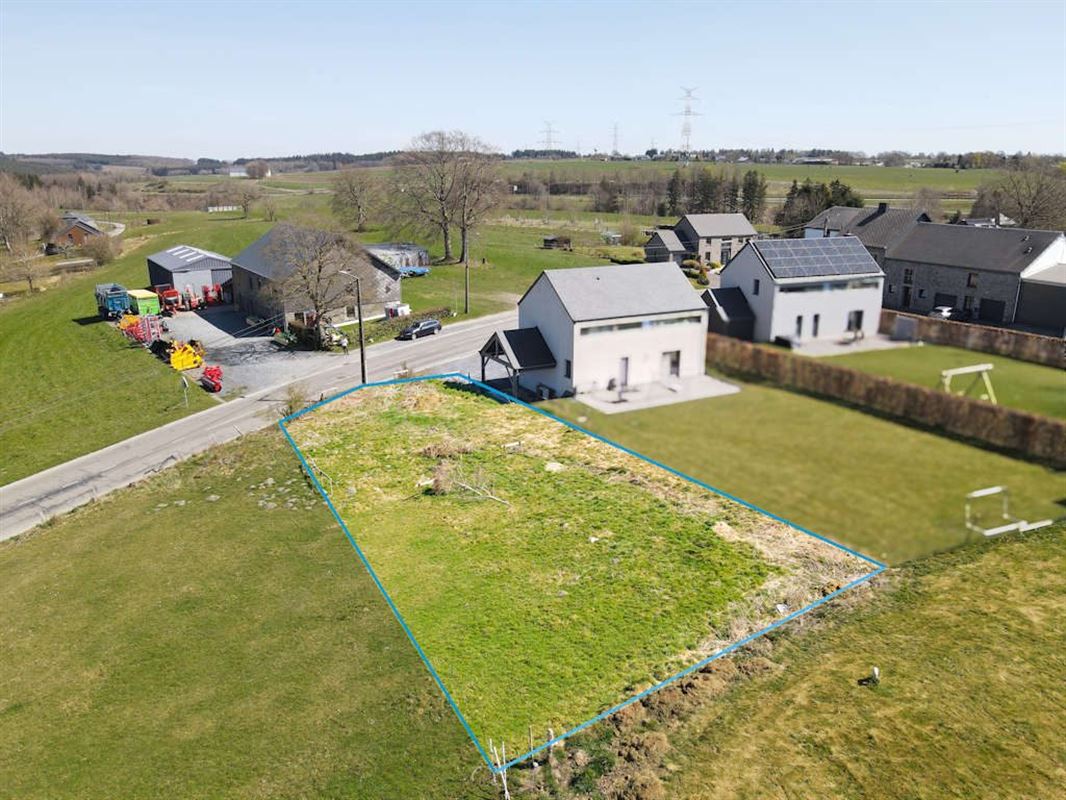 À 14 minutes du Grand-Duché du Luxembourg, parcelle à bâtir de 562 m2, avec permis