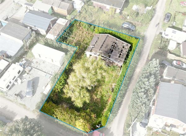 Au coeur de la vallée de la Meuse, terrain à bâtir avec permis