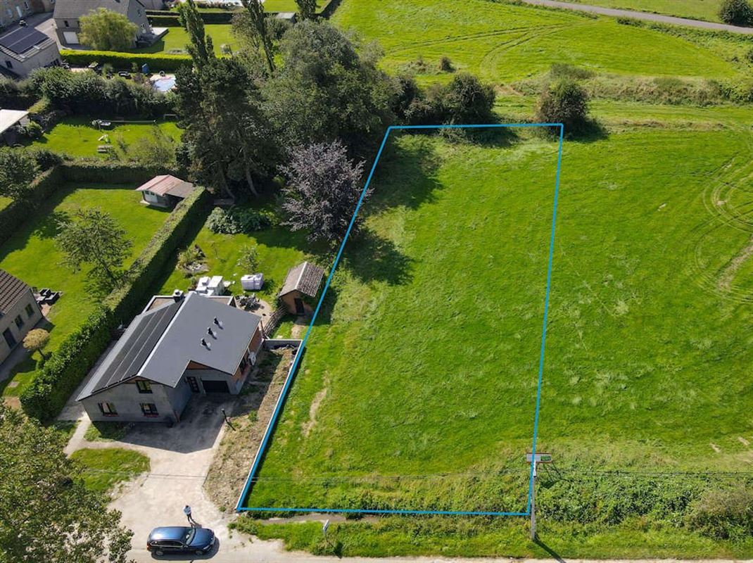 A 10 minutes de Ciney superbe parcelle à bâtir de 16a 45ca