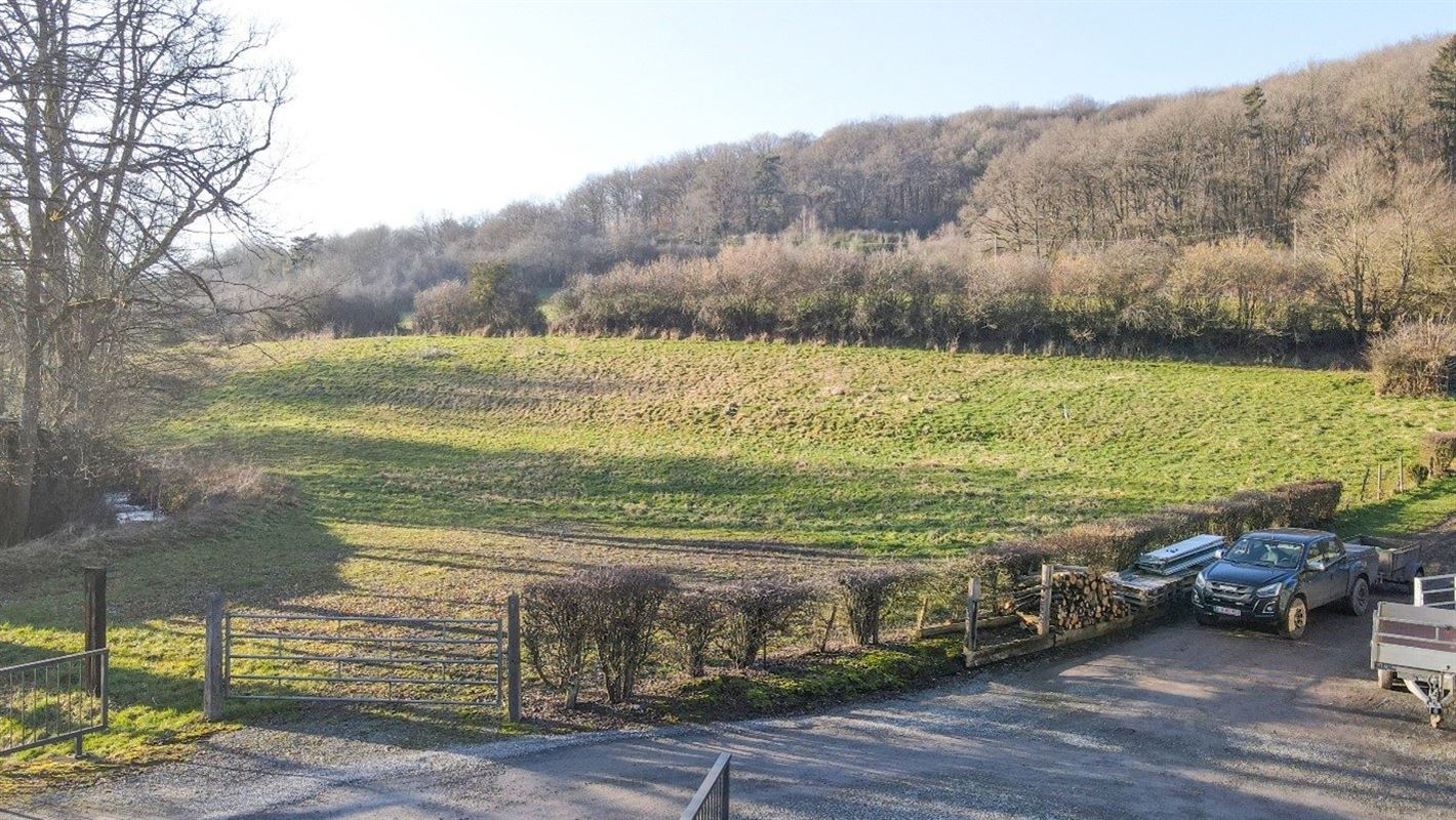 Parcelle à bâtir sur 55 ares - pour 4 villas 4 façades