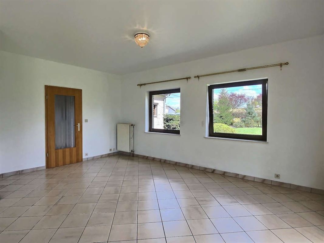 Vivez de plain pied dans une villa 4 façades sur 15a et 78ca