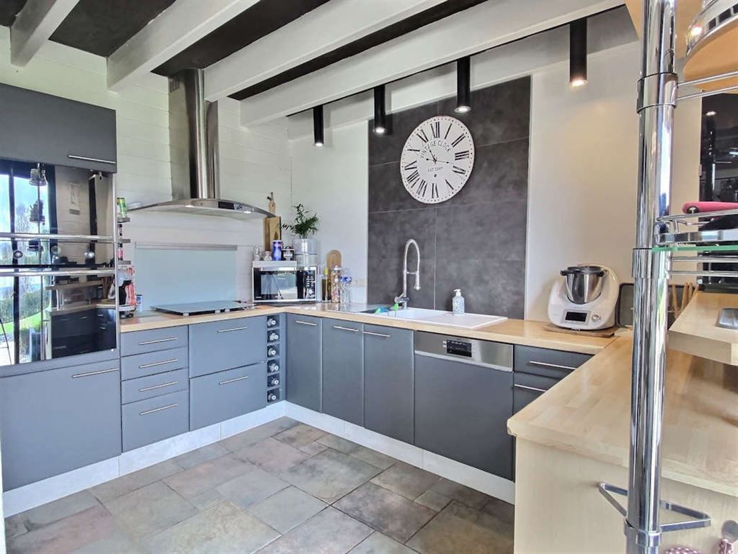 Proche Libramont, vaste et lumineuse villa 400 m2 sur près de 12 ares