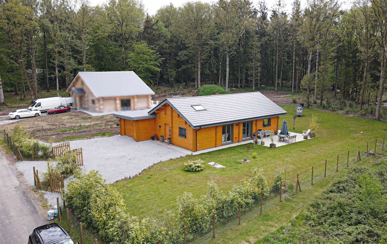 Vivez de plain pied dans un splendide chalet massif sur 26 ares