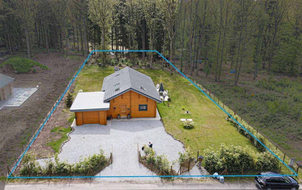 Vivez de plain pied dans un splendide chalet massif sur 26 ares