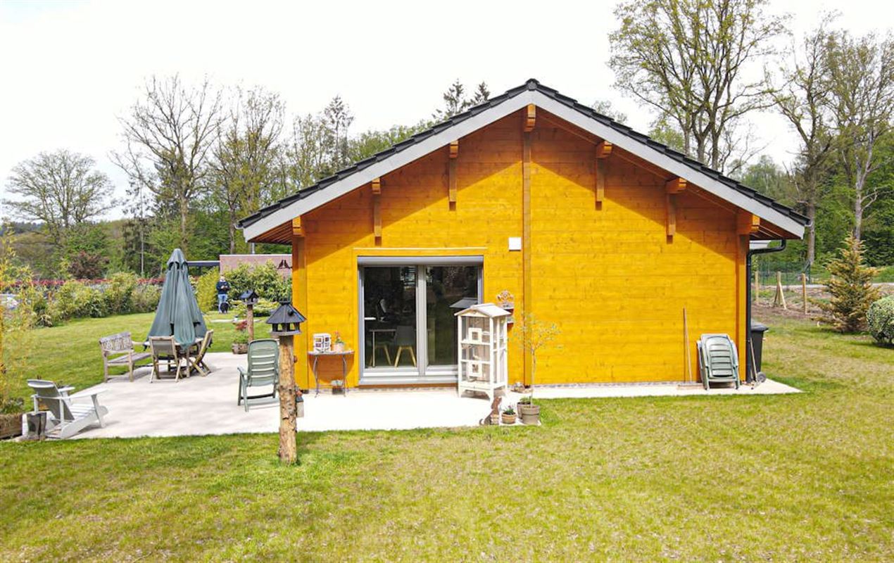 Vivez de plain pied dans un splendide chalet massif sur 26 ares
