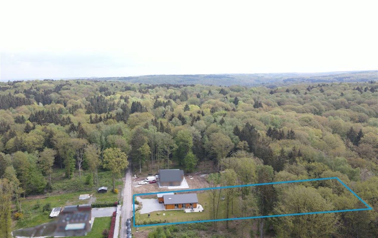 Vivez de plain pied dans un splendide chalet massif sur 26 ares