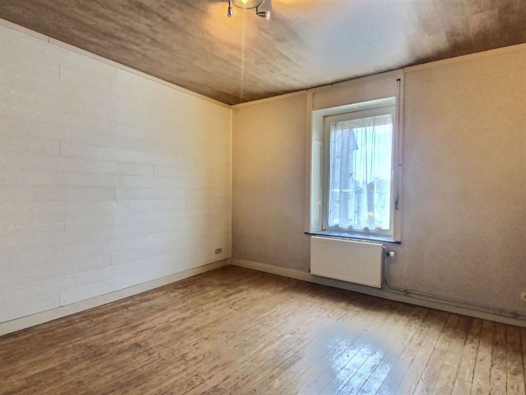 A 2km du centre de Bertrix, belle maison d'habitation