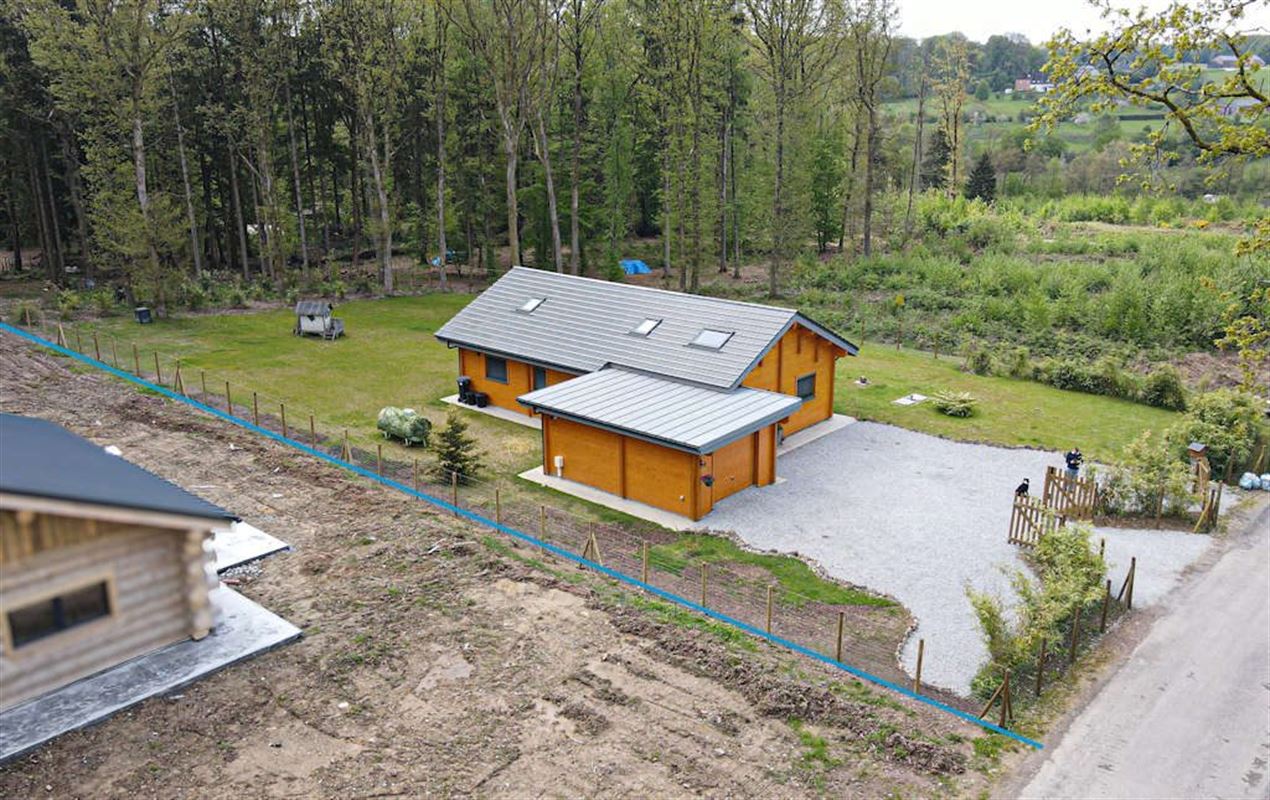 Vivez de plain pied dans un splendide chalet massif sur 26 ares