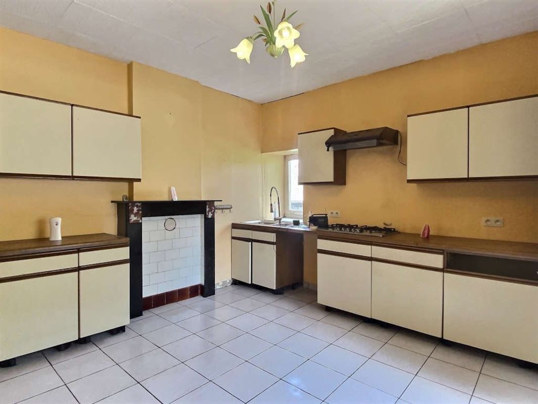 A 2km du centre de Bertrix, belle maison d'habitation