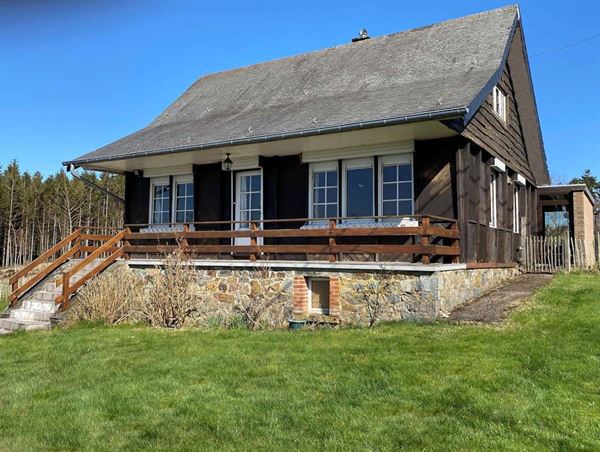Spacieux  chalet sur terrain 3.290 m² + terrain à bâtir 2.610 m²