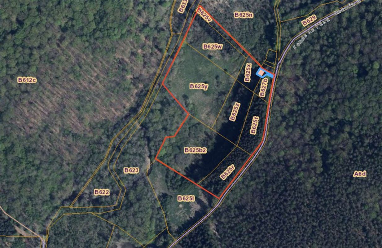 Maison 2 chambres à rénover sur 2 hectares 21 ares