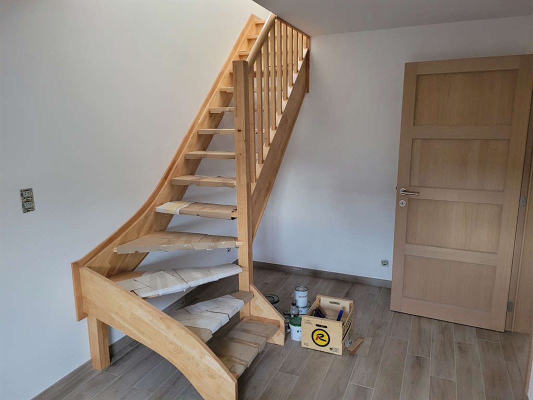 Villa jumelée neuve sur terrain de 6 ares - 3 chambres