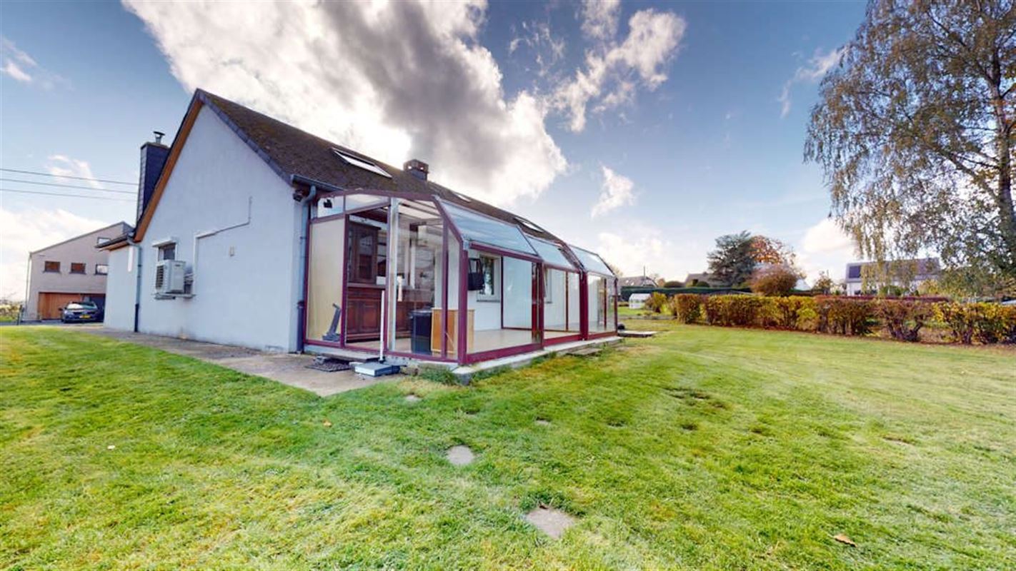 Spacieuse villa 294 m² 4 ch sur parcelle 14 ares