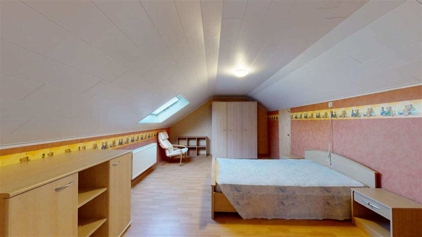 Spacieuse villa 294 m² 4 ch sur parcelle 14 ares