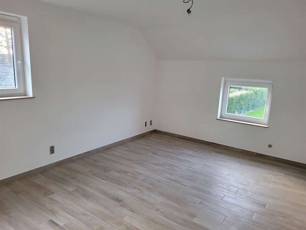 Villa jumelée neuve sur terrain de 6 ares - 3 chambres