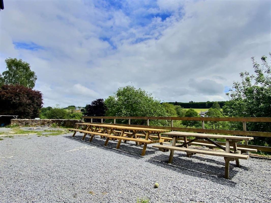 Ancienne fermette rénovée en gîte 37 personnes + maison