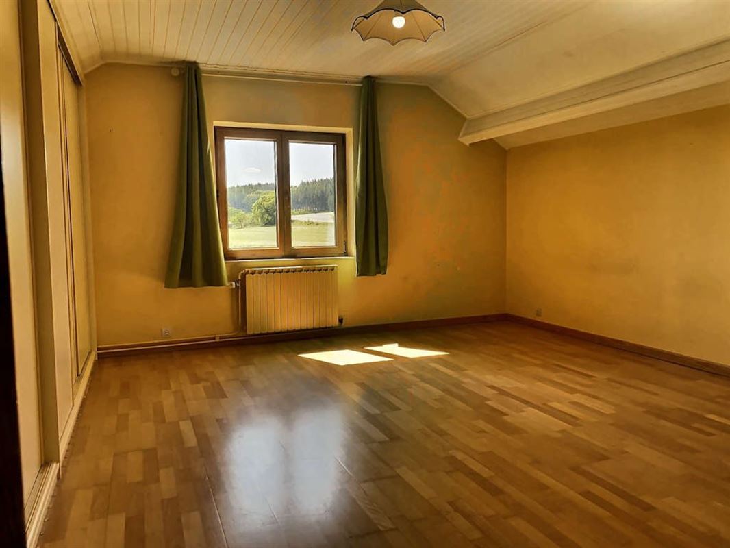 Spacieuse villa, situation exceptionnelle en pleine nature