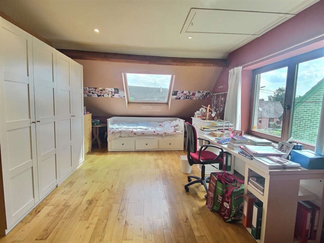 Belle villa 4 chambres sur terrain 11a 79ca